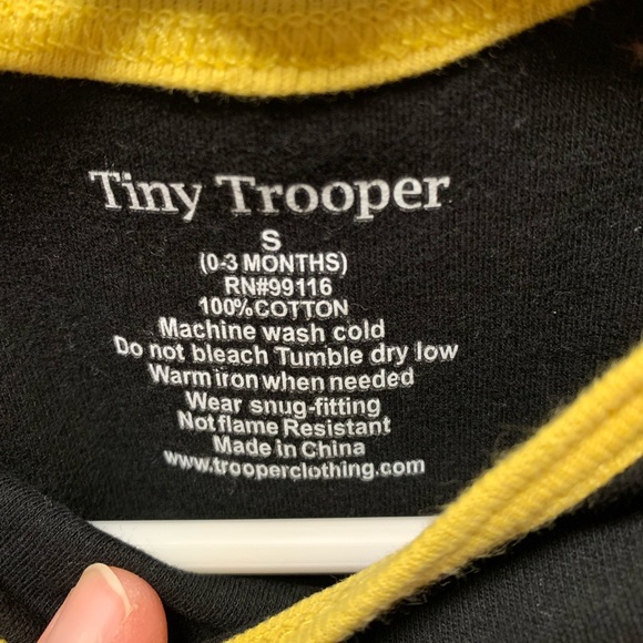 NWOT, never worn, ARMY onesie, 0-3 month - Picture 5 of 5